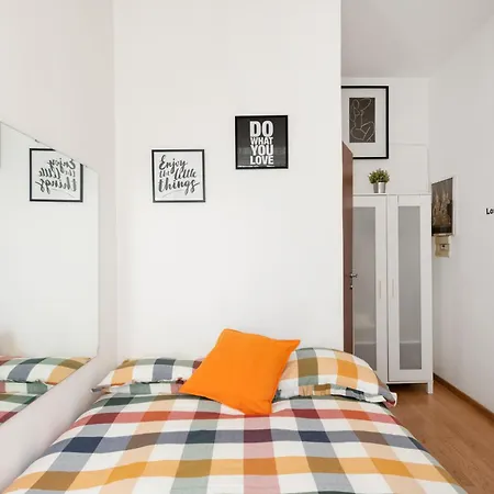 Apartment Little Basic Rome