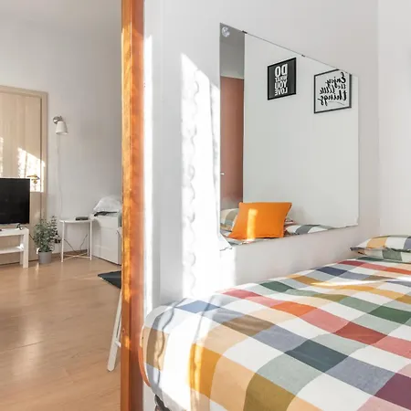 Little Basic Apartment